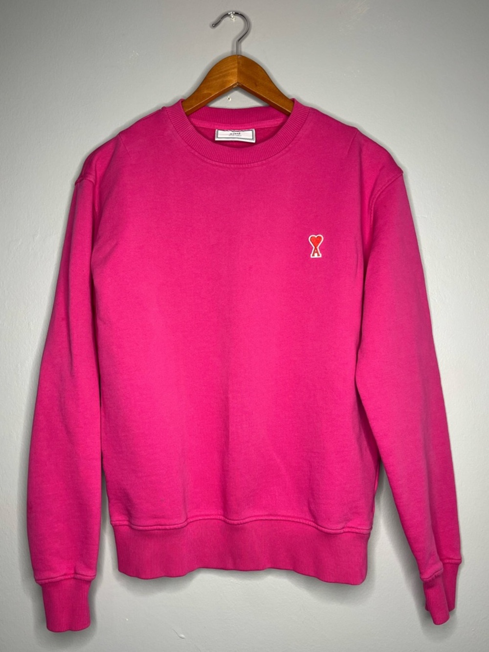 Ami Paris Ami de Coeur Ace of Hearts Embroidered Hot Pink Sweatshirt AA